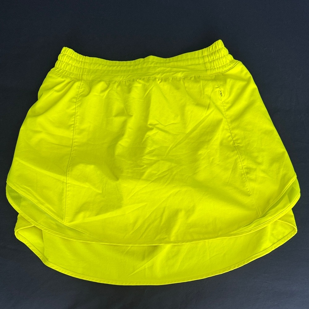 LuLuLemon Hotty Hot Tennis Skirt 8